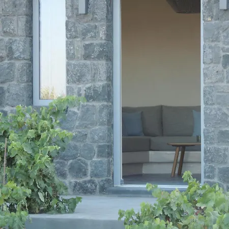 Apaggio Santorini Villa