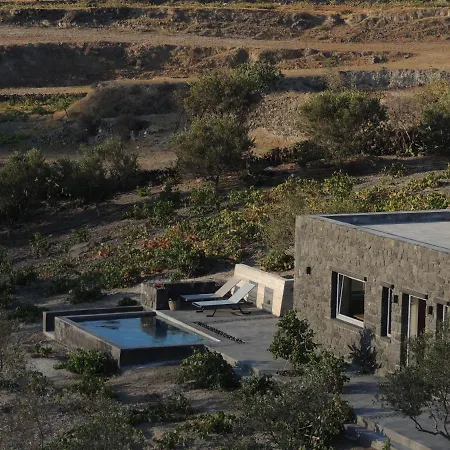Villa Apaggio Santorini Vourvoulos