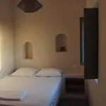 Apaggio Santorini Villa *