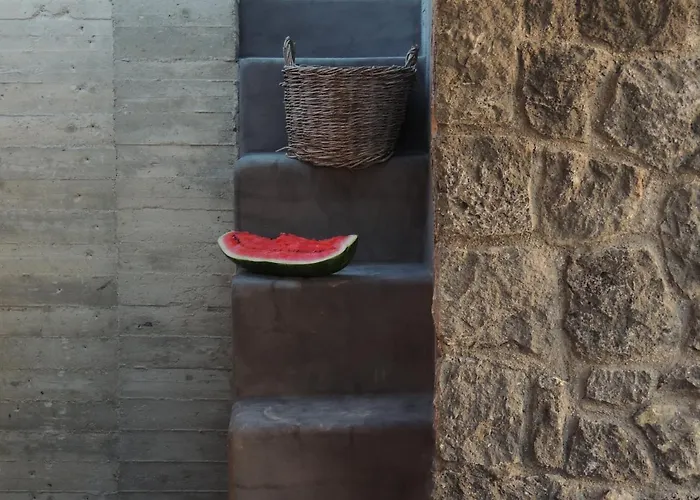 Apaggio Santorini * Vourvoúlos