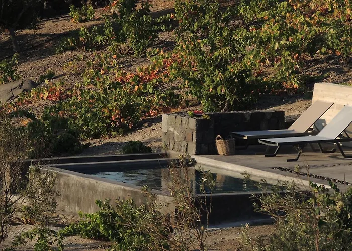 Apaggio Santorini Vourvoúlos